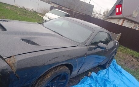 Dodge Challenger III рестайлинг 2, 2019 год, 1 200 000 рублей, 13 фотография