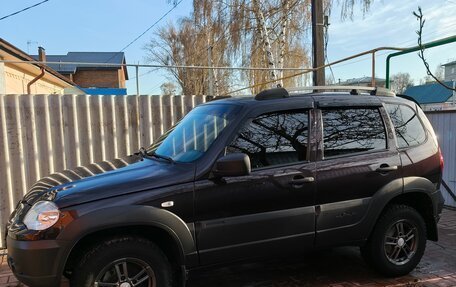 Chevrolet Niva I рестайлинг, 2019 год, 730 000 рублей, 5 фотография