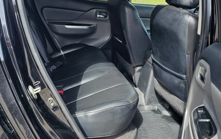 Mitsubishi L200 IV рестайлинг, 2018 год, 2 700 000 рублей, 13 фотография