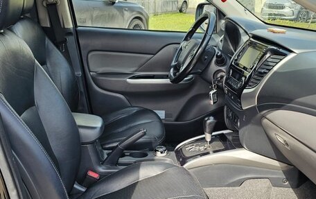 Mitsubishi L200 IV рестайлинг, 2018 год, 2 700 000 рублей, 17 фотография