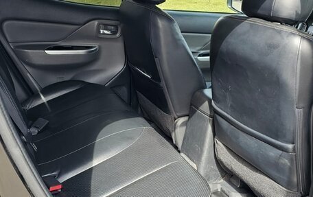 Mitsubishi L200 IV рестайлинг, 2018 год, 2 700 000 рублей, 16 фотография