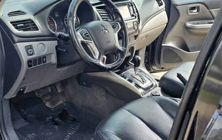 Mitsubishi L200 IV рестайлинг, 2018 год, 2 700 000 рублей, 22 фотография