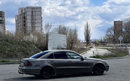 Mercedes-Benz E-Класс, 2003 год, 510 000 рублей, 3 фотография