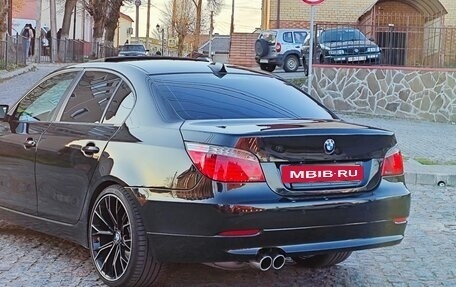 BMW 5 серия, 2008 год, 1 350 000 рублей, 4 фотография