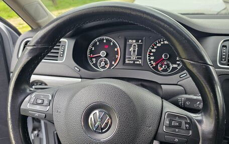 Volkswagen Jetta VI, 2013 год, 1 240 000 рублей, 21 фотография