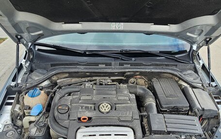 Volkswagen Jetta VI, 2013 год, 1 240 000 рублей, 20 фотография