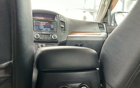 Mitsubishi Pajero IV, 2007 год, 1 590 000 рублей, 19 фотография