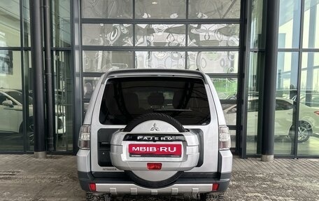 Mitsubishi Pajero IV, 2007 год, 1 590 000 рублей, 4 фотография