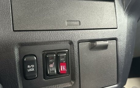 Mitsubishi Pajero IV, 2007 год, 1 590 000 рублей, 16 фотография