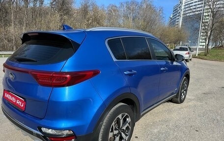 KIA Sportage IV рестайлинг, 2020 год, 2 700 000 рублей, 5 фотография