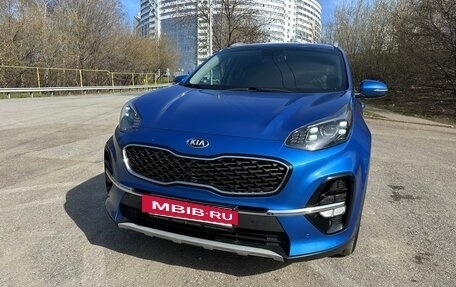 KIA Sportage IV рестайлинг, 2020 год, 2 700 000 рублей, 3 фотография