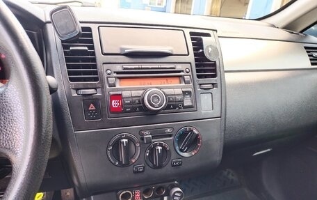 Nissan Tiida, 2013 год, 650 000 рублей, 1 фотография