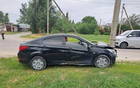Hyundai Solaris II рестайлинг, 2014 год, 250 000 рублей, 1 фотография