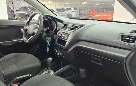 KIA Rio III рестайлинг, 2013 год, 949 000 рублей, 13 фотография