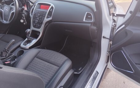 Opel Astra J, 2012 год, 1 000 000 рублей, 9 фотография