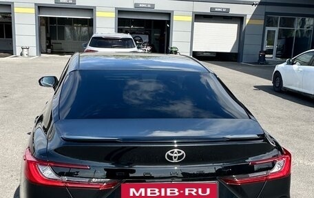 Toyota Camry, 2025 год, 3 900 000 рублей, 4 фотография