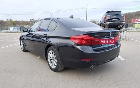 BMW 5 серия, 2020 год, 2 940 000 рублей, 4 фотография