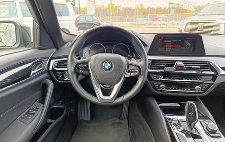BMW 5 серия, 2020 год, 2 940 000 рублей, 12 фотография