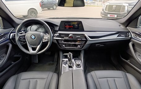 BMW 5 серия, 2020 год, 2 940 000 рублей, 11 фотография