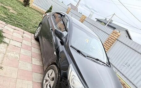 Hyundai Solaris II рестайлинг, 2013 год, 445 000 рублей, 2 фотография