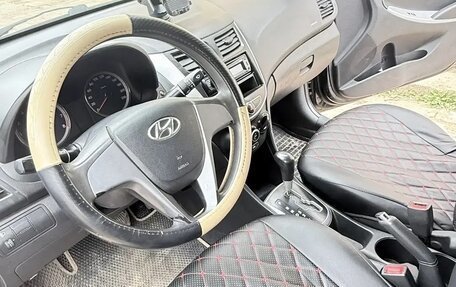 Hyundai Solaris II рестайлинг, 2013 год, 445 000 рублей, 12 фотография