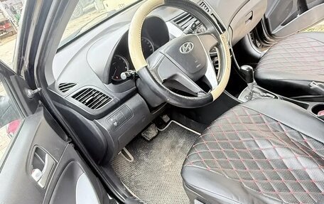 Hyundai Solaris II рестайлинг, 2013 год, 445 000 рублей, 14 фотография