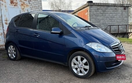 Mercedes-Benz A-Класс, 2011 год, 790 000 рублей, 6 фотография