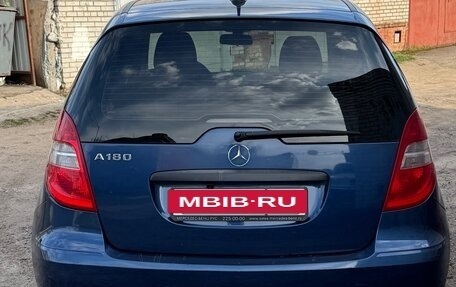 Mercedes-Benz A-Класс, 2011 год, 790 000 рублей, 2 фотография