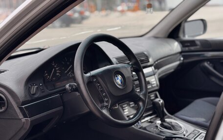 BMW 5 серия, 2001 год, 850 000 рублей, 18 фотография