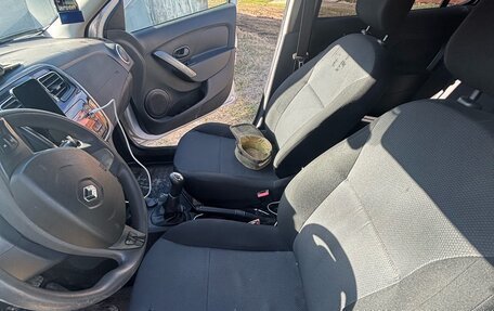 Renault Sandero II рестайлинг, 2016 год, 699 000 рублей, 14 фотография