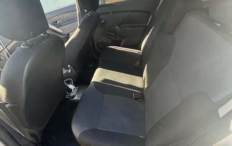 Renault Sandero II рестайлинг, 2016 год, 699 000 рублей, 15 фотография