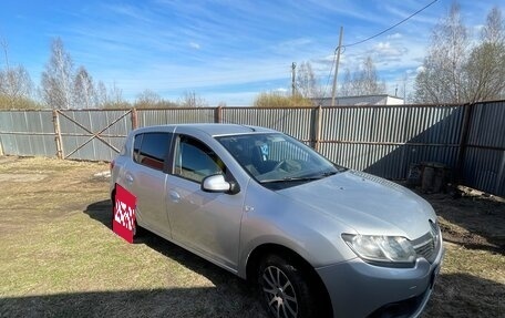 Renault Sandero II рестайлинг, 2016 год, 699 000 рублей, 2 фотография