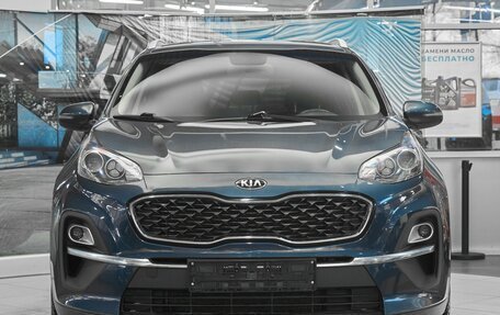 KIA Sportage IV рестайлинг, 2021 год, 1 750 000 рублей, 2 фотография