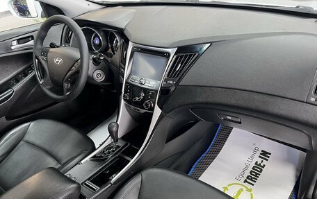 Hyundai Sonata VI, 2011 год, 1 145 000 рублей, 14 фотография