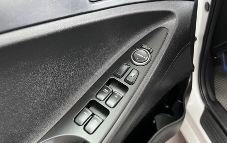 Hyundai Sonata VI, 2011 год, 1 145 000 рублей, 16 фотография