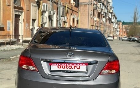 Hyundai Solaris II рестайлинг, 2015 год, 500 000 рублей, 5 фотография