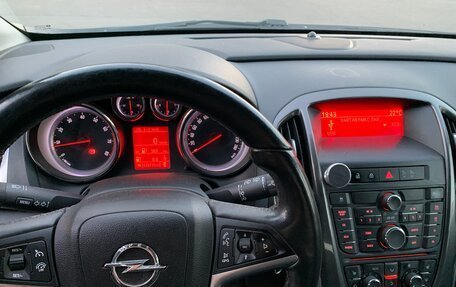 Opel Astra J, 2013 год, 888 000 рублей, 2 фотография