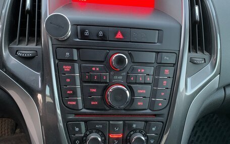 Opel Astra J, 2013 год, 888 000 рублей, 3 фотография