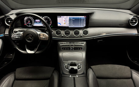 Mercedes-Benz E-Класс, 2019 год, 3 850 000 рублей, 10 фотография