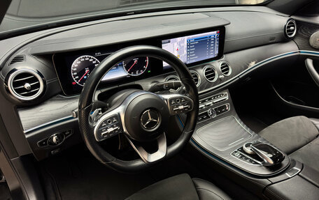 Mercedes-Benz E-Класс, 2019 год, 3 850 000 рублей, 13 фотография