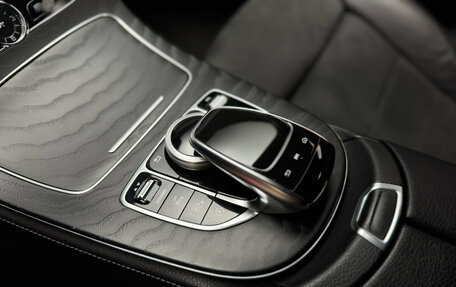 Mercedes-Benz E-Класс, 2019 год, 3 850 000 рублей, 19 фотография