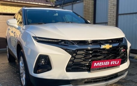 Chevrolet Blazer III, 2021 год, 4 900 000 рублей, 3 фотография