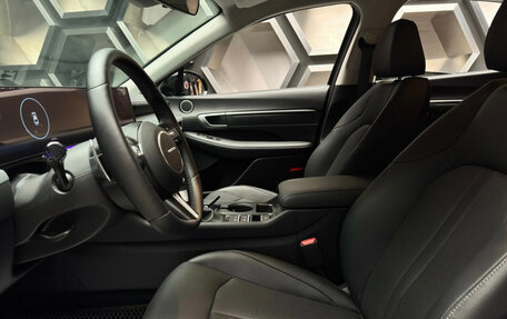 Hyundai Sonata VIII, 2024 год, 4 270 000 рублей, 13 фотография