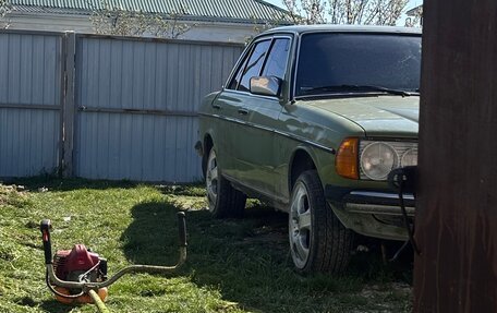 Mercedes-Benz W123, 1981 год, 630 000 рублей, 6 фотография