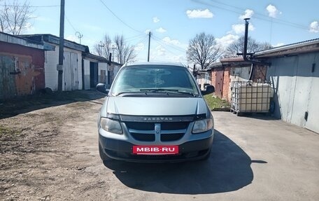 Dodge Caravan IV, 2003 год, 500 000 рублей, 2 фотография
