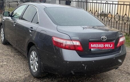 Toyota Camry, 2007 год, 830 000 рублей, 3 фотография