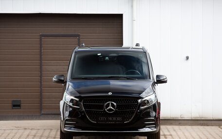 Mercedes-Benz V-Класс, 2024 год, 23 500 000 рублей, 8 фотография