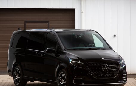 Mercedes-Benz V-Класс, 2024 год, 23 500 000 рублей, 6 фотография