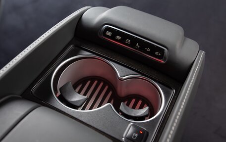 Mercedes-Benz V-Класс, 2024 год, 23 500 000 рублей, 16 фотография