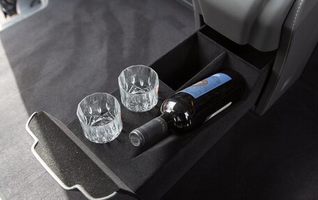 Mercedes-Benz V-Класс, 2024 год, 23 500 000 рублей, 17 фотография